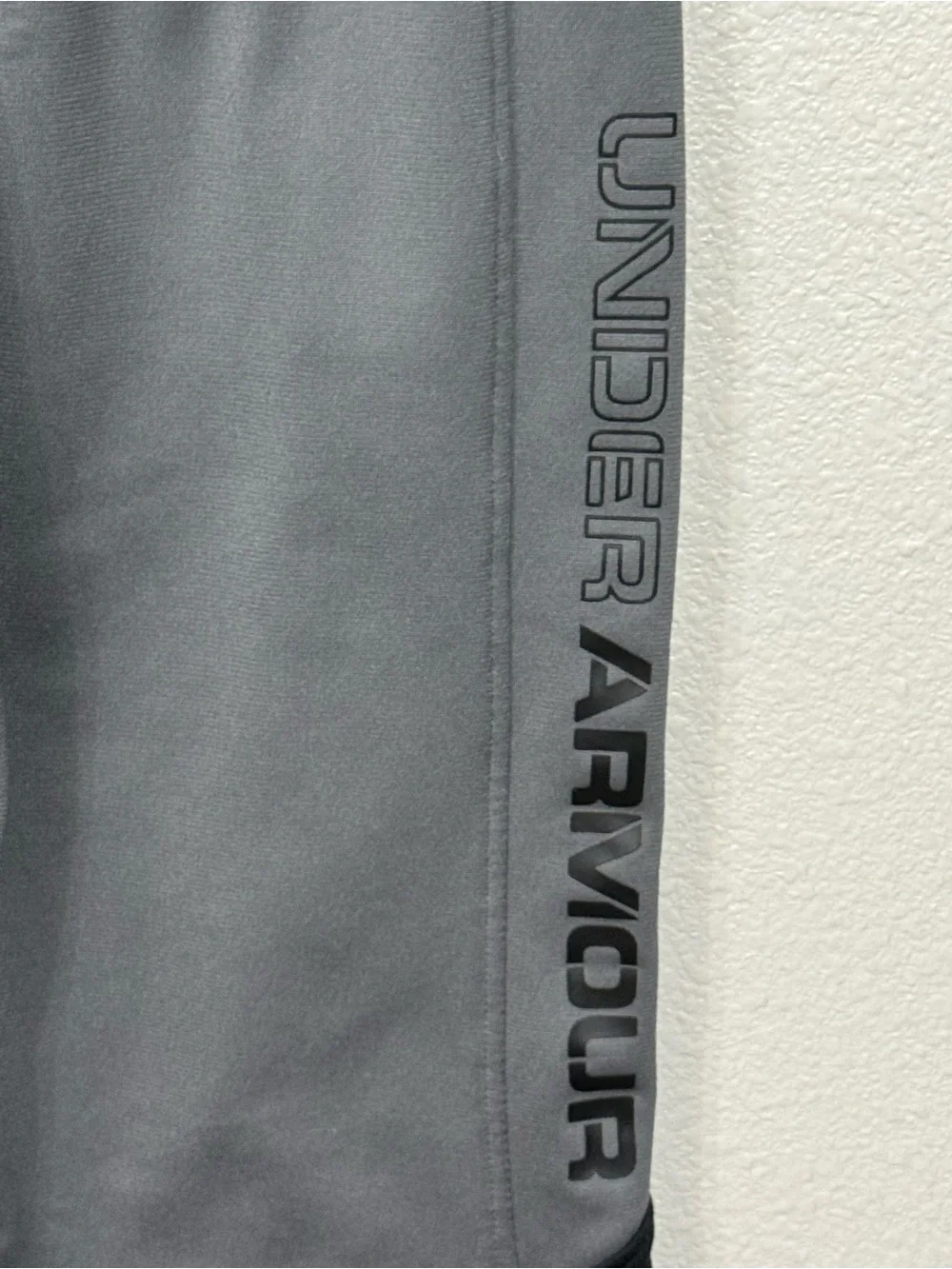 Under Armour Boys Brawler 2.0 Gray Athletic Track Pants Size YXS